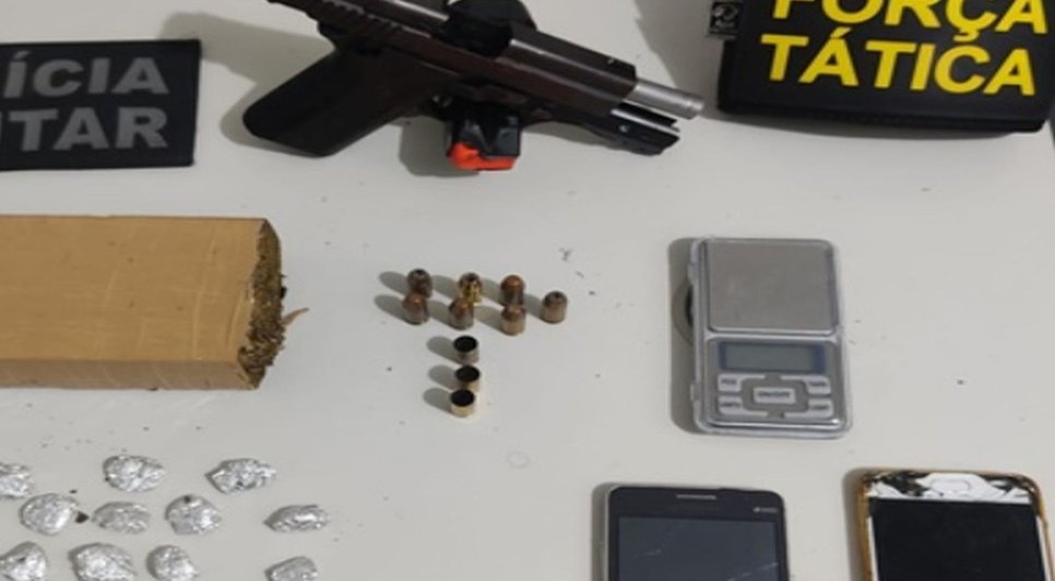 Suspeito de tráfico de drogas morre em confronto policial na Zona Sul de Aracaju; populares alegam execução / Foto: Foto: Polícia Militar/SE