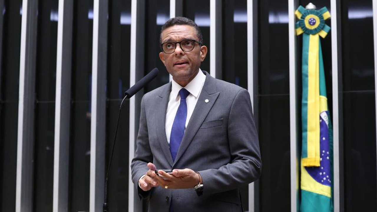 Comissão aprova projeto que garante acesso ao ensino técnico em todos os municípios