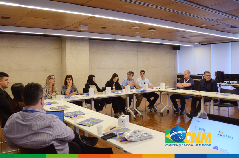 CNM recebe Missão Algarve à Brasília para discutir inovação e desenvolvimento regional