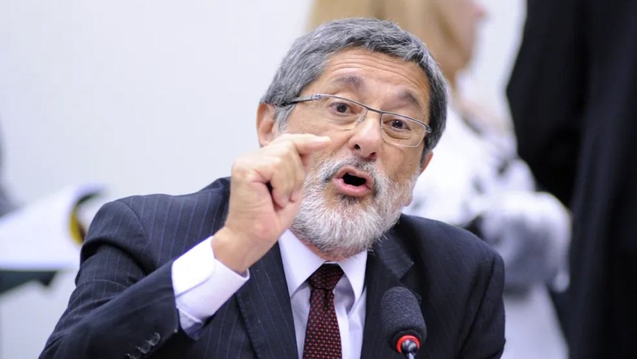 Guerra expõe risco energético do Brasil, diz ex-chefe da Petrobras