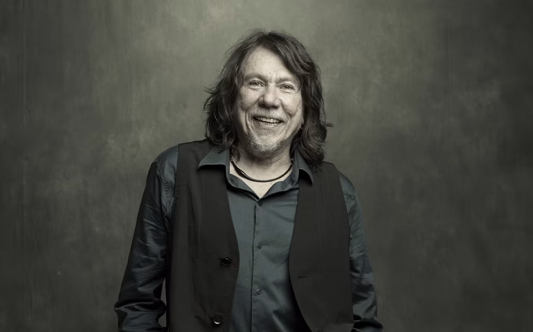 Lenine é atração confirmada para encerrar a FliPenedo 2025 no aniversário de 389 anos de Penedo