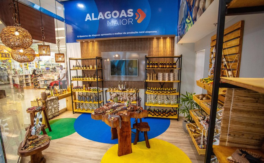 Programa Alagoas Maior comercializa produtos regionais de pequenos produtores em Shopping de Maceió