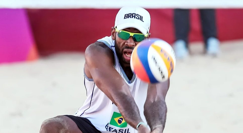 Evandro sofreu ataques racistas nas redes durante Jogos Sul-Americanos