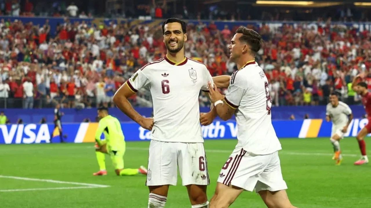 Espanha derruba Portugal no fim e avança às quartas da Copa