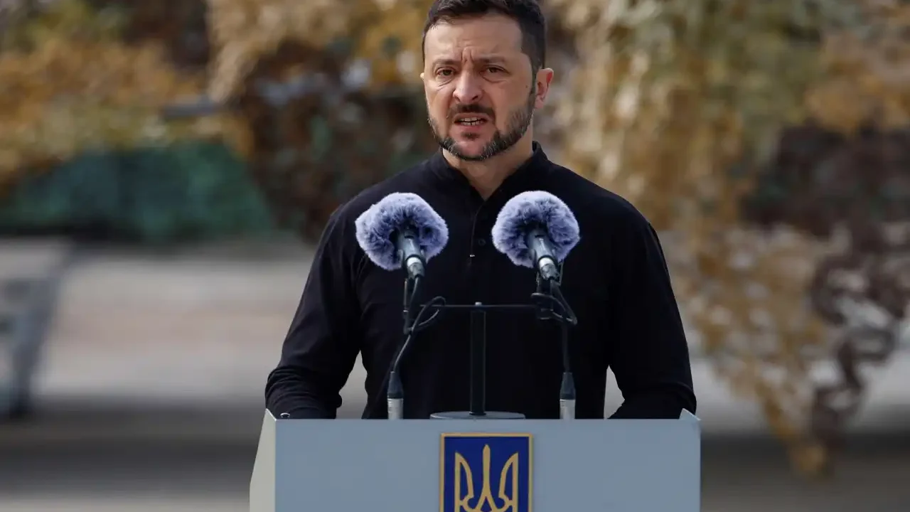 Zelensky afirma que Rússia deve ser 'forçada a fazer a paz' ao defender invasão a Kursk