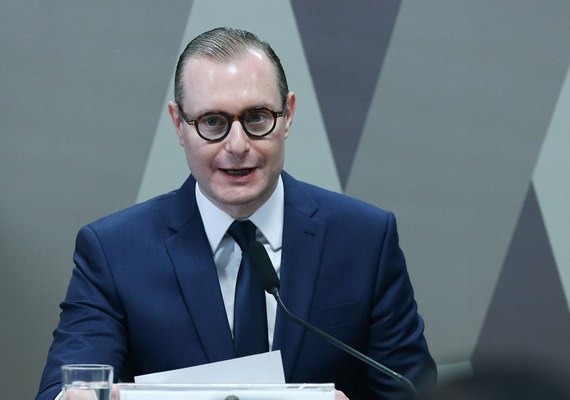 Zanin toma posse como ministro substituto de André Mendonça no TSE