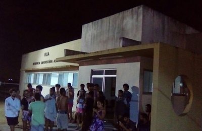 Bandidos espancam vigilante e fazem arrastão na residência universitária