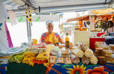 Feira da Agricultura Familiar movimenta Médio Sertão e a produção local em Santana do Ipanema