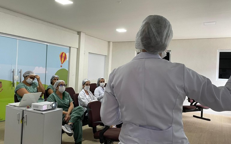 Hospital da Criança de Alagoas capacita profissionais sobre o tratamento de feridas