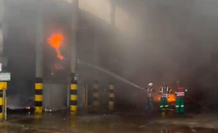 Incêndio ocorreu em galpão às margens da BR-316, no município do Pilar