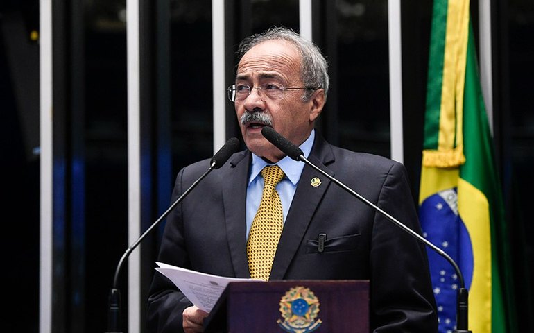 Chico Rodrigues celebra regularização do bairro Paraviana, em Boa Vista