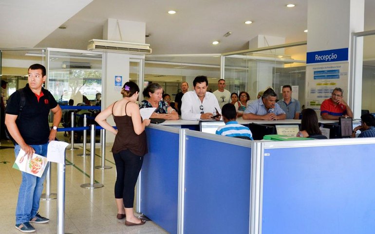 Servidor do INSS é contra uso de militares