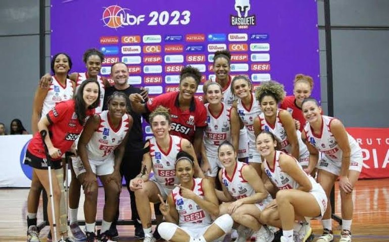 Sesi Araraquara é campeão da Liga Sul-Americana de basquete feminino