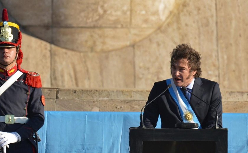 De estrelas a políticos tradicionais: Milei prepara candidatos para as eleições argentinas
