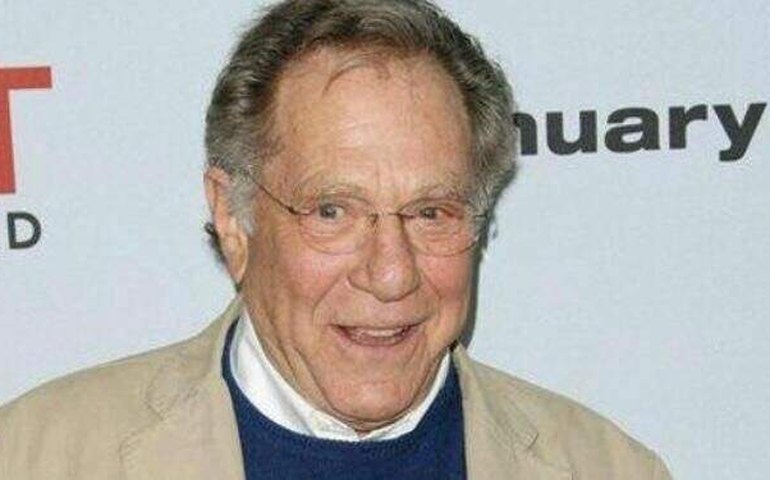 Ator George Segal morre aos 87 anos nos EUA