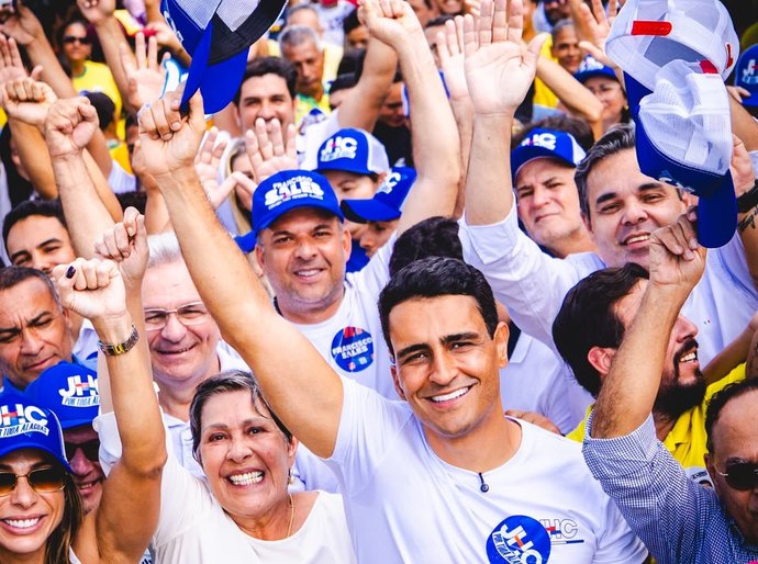 Coligação “Alagoas Gigante” oficializa JHC ao Governo e Célia Rocha como vice; Marina JHC e Arhur Lira disputam Senado