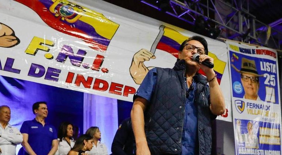 Candidato à presidência é morto a tiros após realizar comício no Equador; VÍDEO