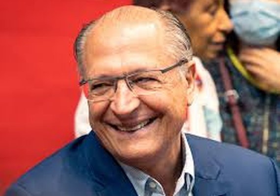 Tarifa dos EUA expõe desvantagem do café brasileiro e frustra euforia inicial da esquerda