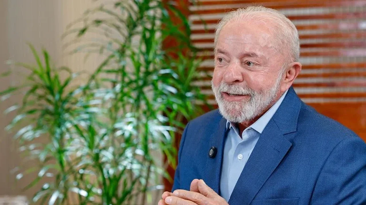Lula diz que Trump conhece pouco o Brasil e pede respeito às eleições