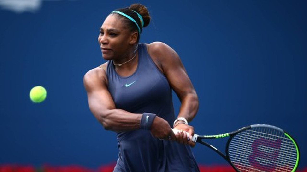 Serena Williams revela desejo de voltar logo às quadras; Venus prefere ir dançar