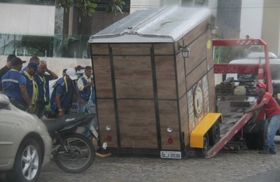 Secretaria alerta donos de food trucks em Maceió para regularizar situação
