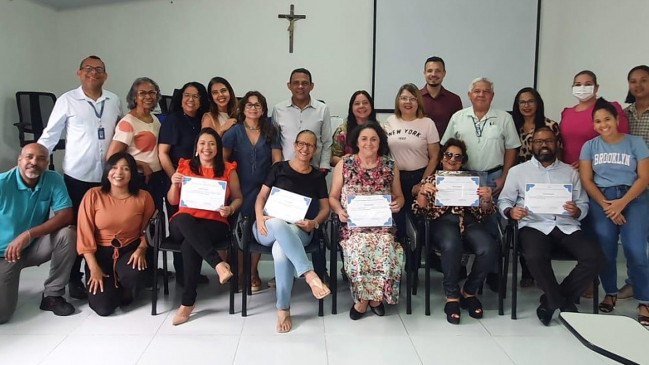 Conselho homenageia ex-integrantes por dedicação à causa assistencial em Maceió