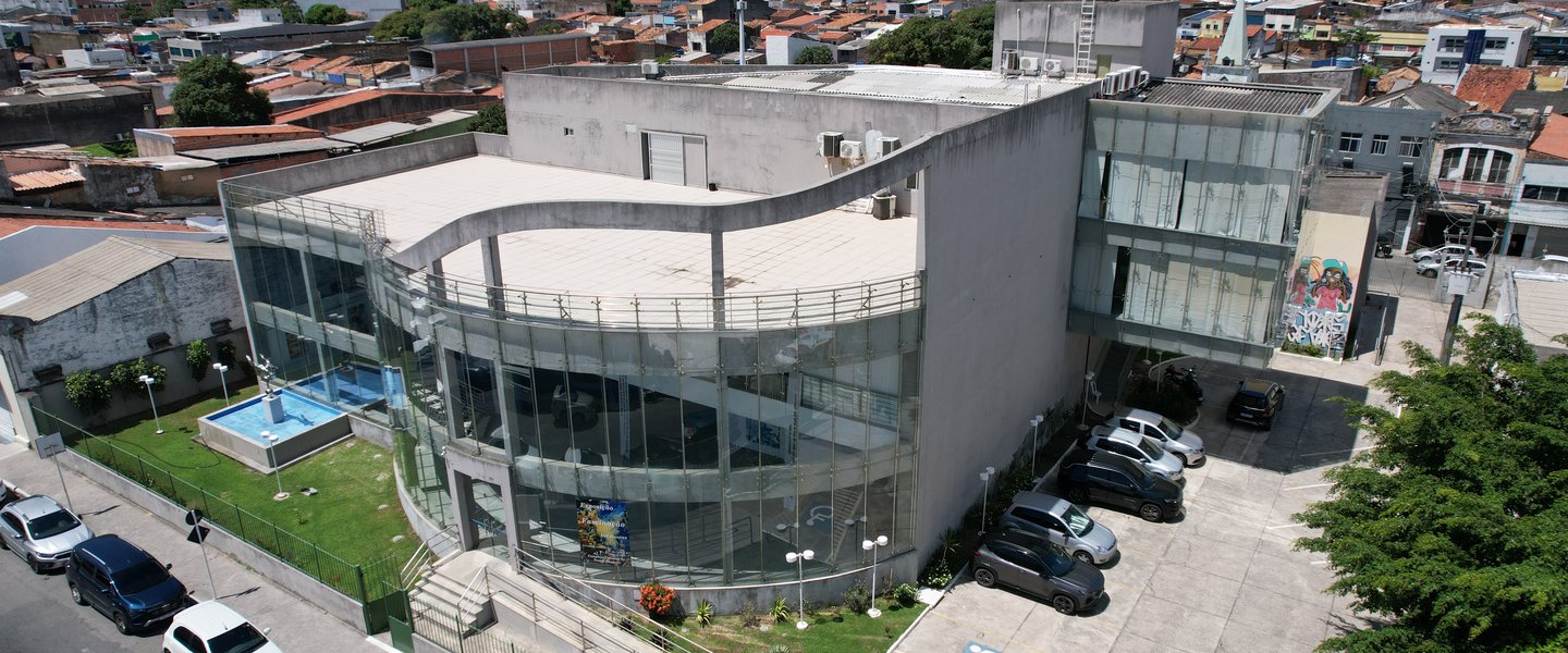 Construindo desenvolvimento com você desde 1992