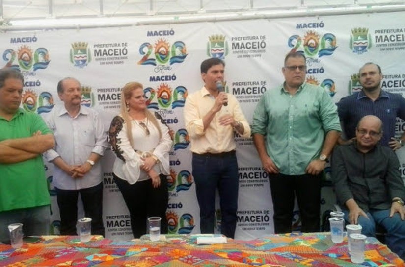 Vereadores de Maceió prestigiam a inauguração de terminal da Rotary