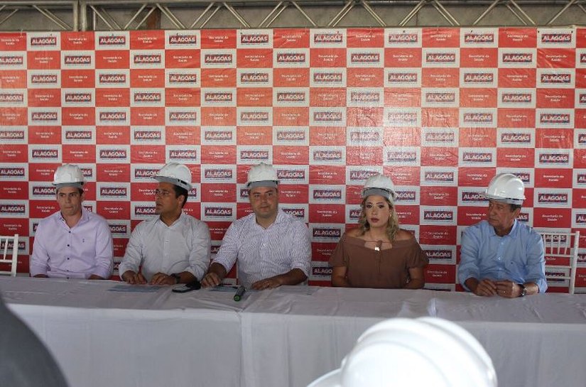 Cosems acompanha obra de construção do Hospital da Mulher de Maceió