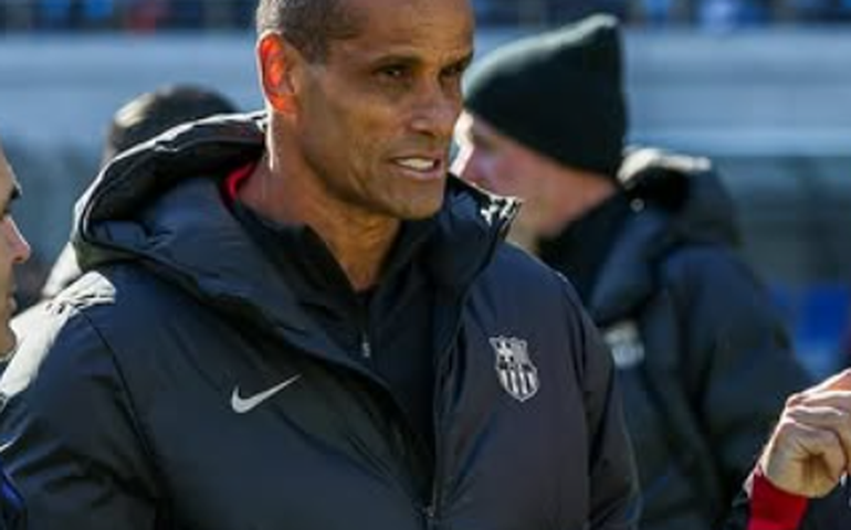 Rivaldo desaprova atitude de Vini Jr., mas diz: 'Clube e técnico precisam valorizá-lo'