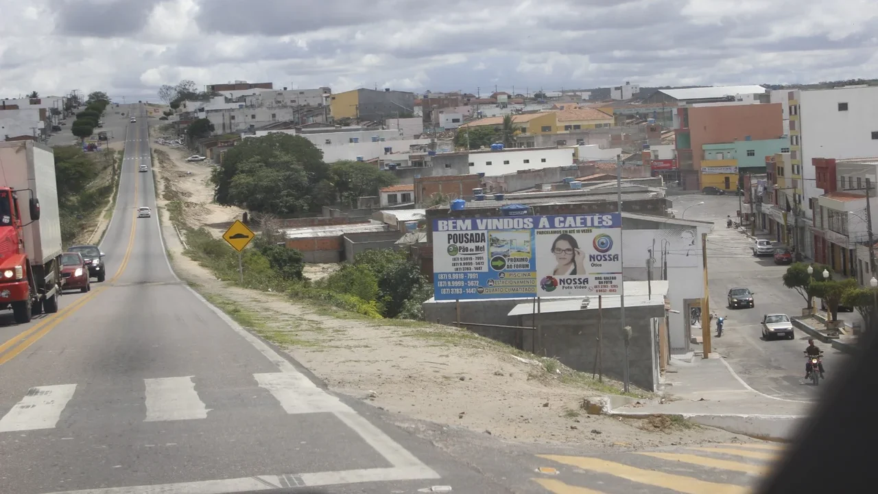 Na terra onde nasceu, Lula recebe 90% dos votos e derrotou Flávio Bolsonaro por quase 13 mil votos