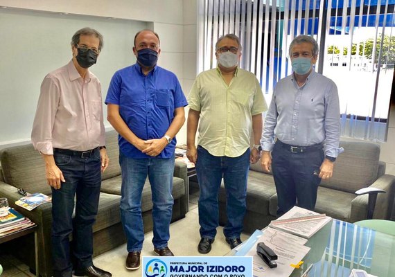 Prefeito de Major se reúne com Sebrae e Fecomércio em busca de parcerias para o desenvolvimento econômico