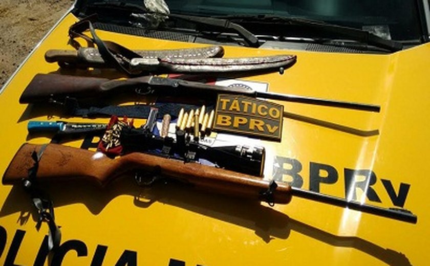 Batalhão Rodoviário apreende duas armas de fogo na AL-105