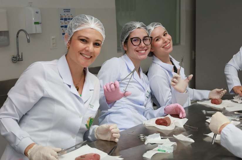 Curso de Medicina do Cesmac promove terceira edição do Hands On