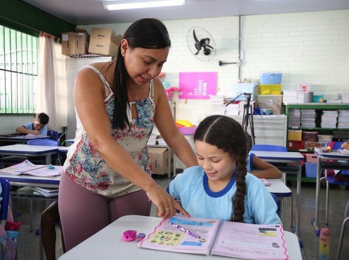 Governo Federal garante mais R$ 1,6 bilhão para o desenvolvimento da educação básica