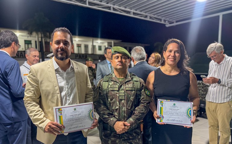 Semsc é homenageada com Certificado 'Amigo do Batalhão' nos 187 anos do 59º BI Mtz