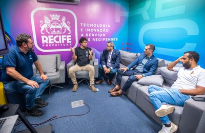 Secretários de Maceió conhecem boas práticas de inovação e tecnologia no Recife