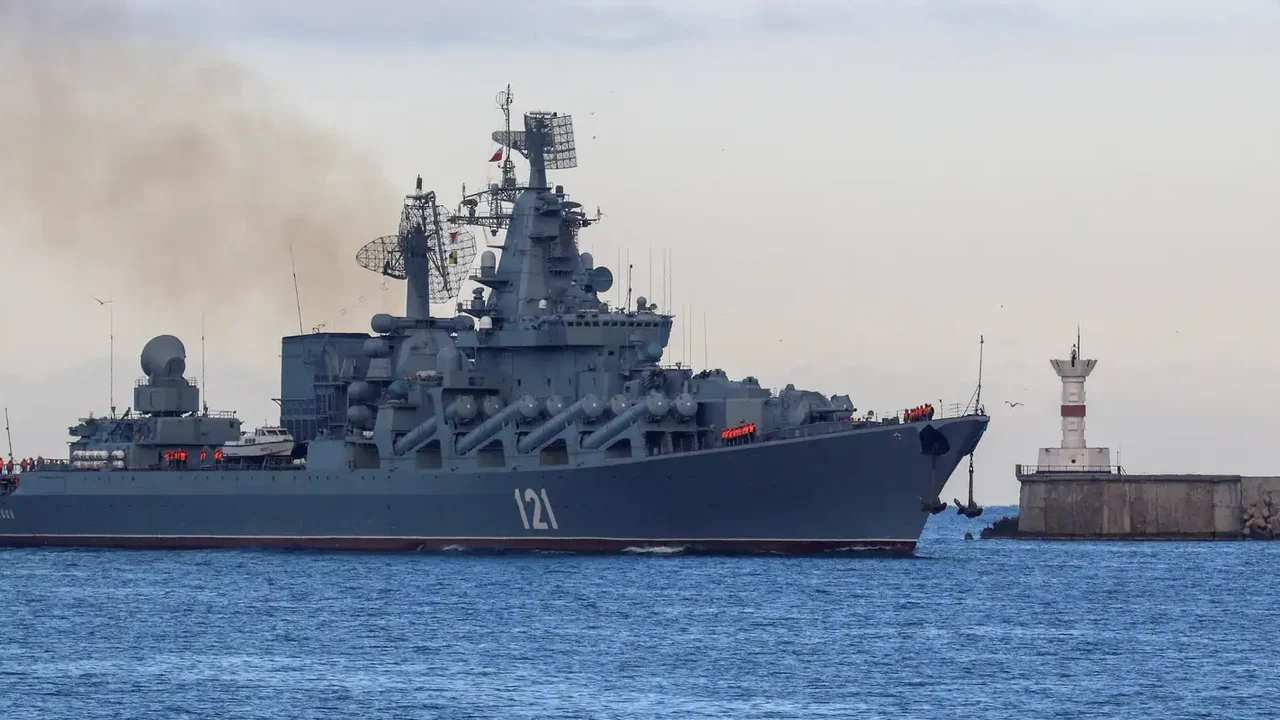 🪖 Indra Navy 2025: confira imagens das Marinhas russa e indiana treinando ataques contra alvos marítimos