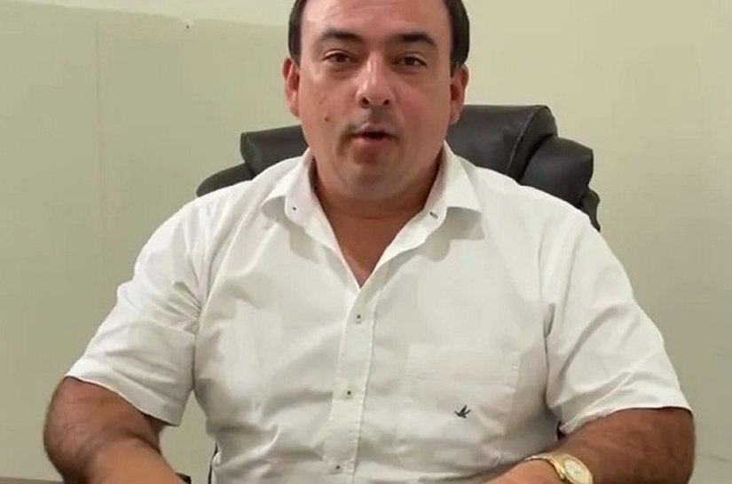 Sem provas, prefeito de Junqueiro insinua que pesquisas eleitorais são golpe