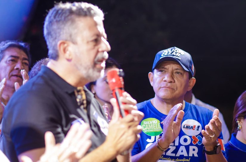 Em Palmeira, Arthur Lira prega unidade do Agreste e defende Júlio Cezar na bancada federal