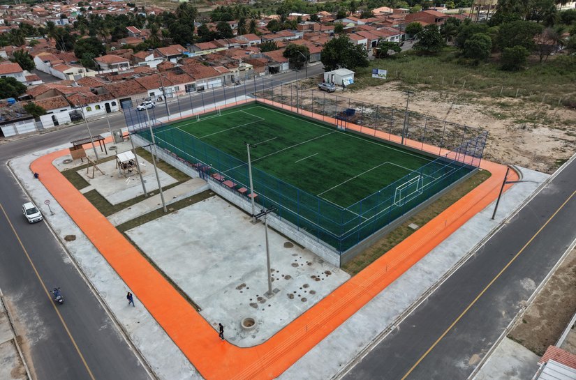 Com obras quase 100% finalizadas, Primeiro Centro Esportivo Comunitário de Delmiro Gouveia será inaugurado nos próximos dias