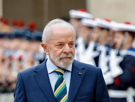 No X, Lula presta condolências aos familiares de vítimas de acidente de ônibus em PE