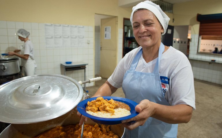 Seduc realiza 6ºconvocação do PSS de profissionais de apoio da Educação Especial