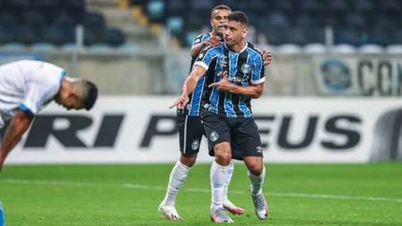 Grêmio sofre, mas vence Novo Hamburgo e decidirá returno contra o Internacional