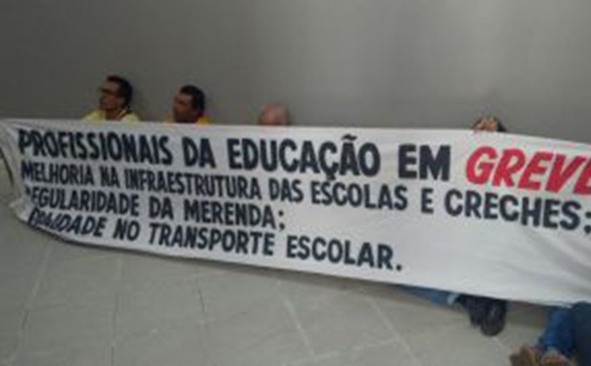 Greve dos professores em Arapiraca se fortalece com mais adesões