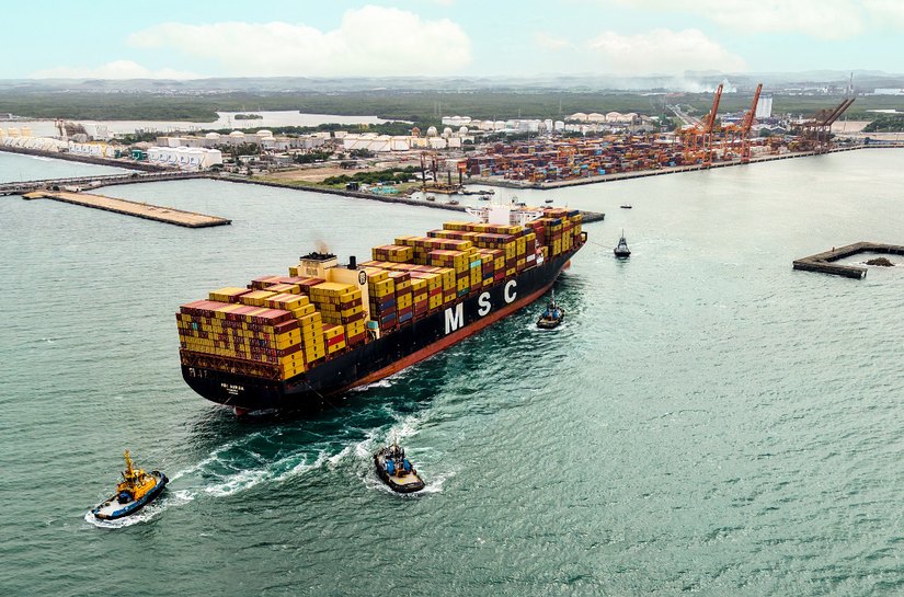 Suape se posiciona como alternativa logística para o agro na principal feira da América Latina