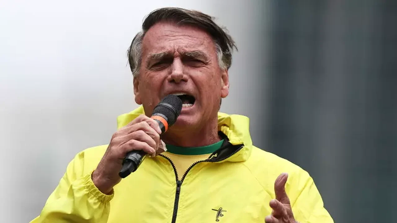 STM marca julgamento de recurso de Bolsonaro para afastar ministro de caso sobre perda de patente