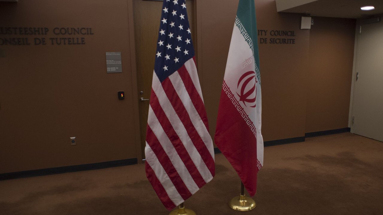 Trump ameaça bombardear Irã se iranianos recusarem acordo nuclear com os EUA