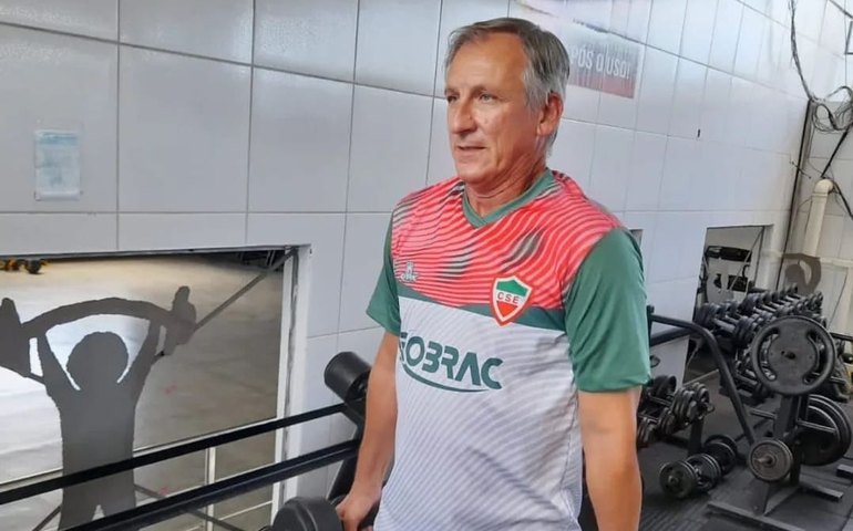 [Ouça o Áudio] Ex-técnico do CSE sobre prefeito-imperador: &#8220;Não me pagou, não pagou jogadores. Covarde, covarde!&#8221;