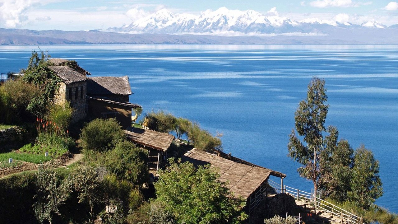 Lago navegável mais alto do mundo, Titicaca se aproxima de nível mínimo histórico